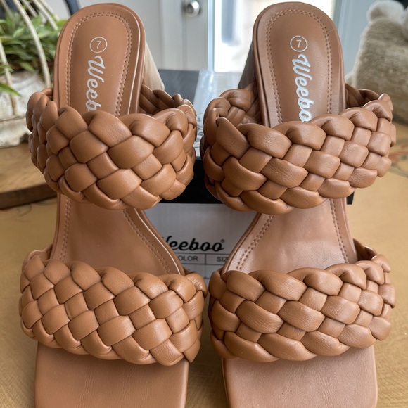Braided Tan Heels {Size 7} - Picture 4 of 6